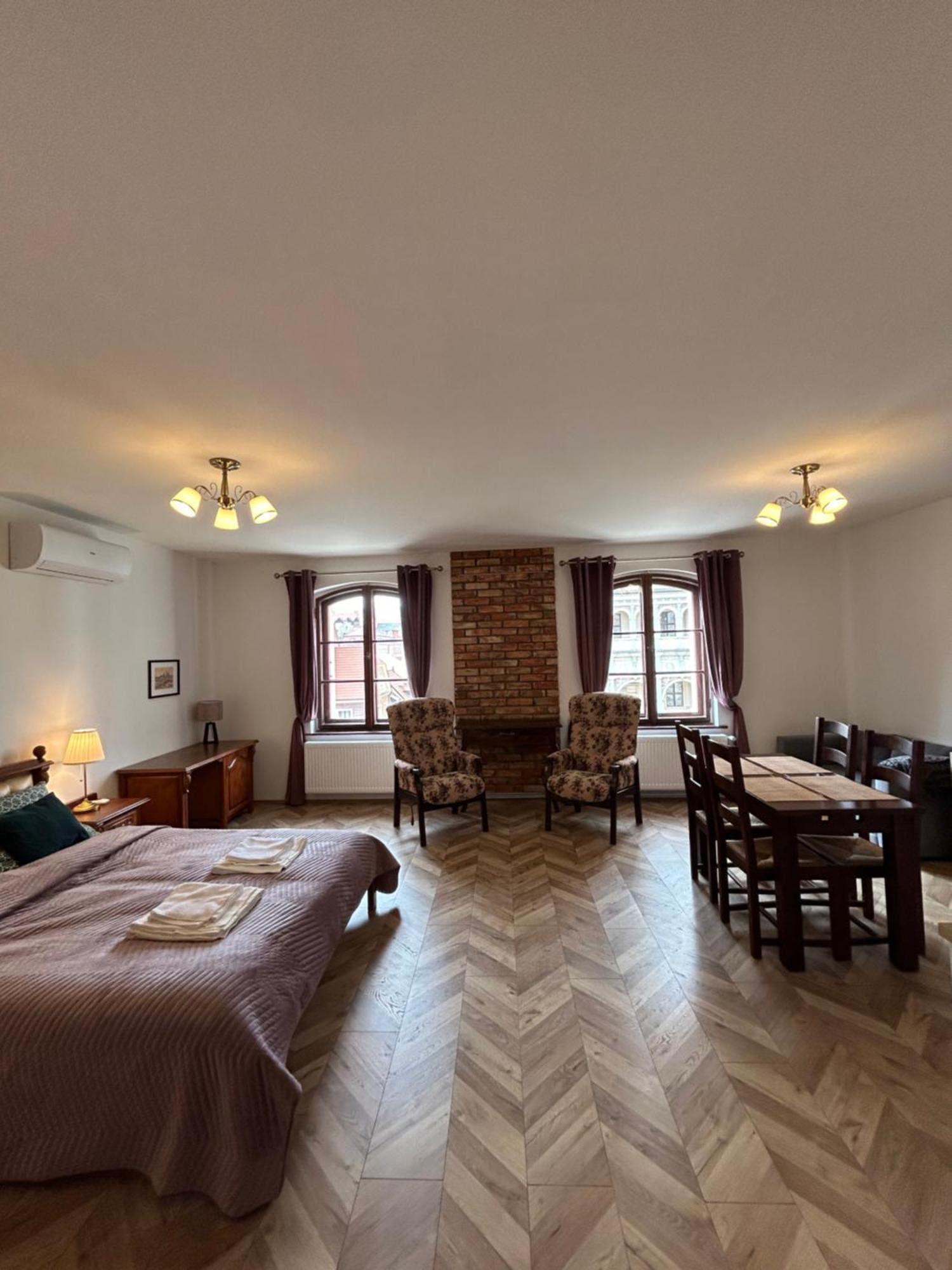 Apartament Stary Rynek 41 Познан Екстериор снимка
