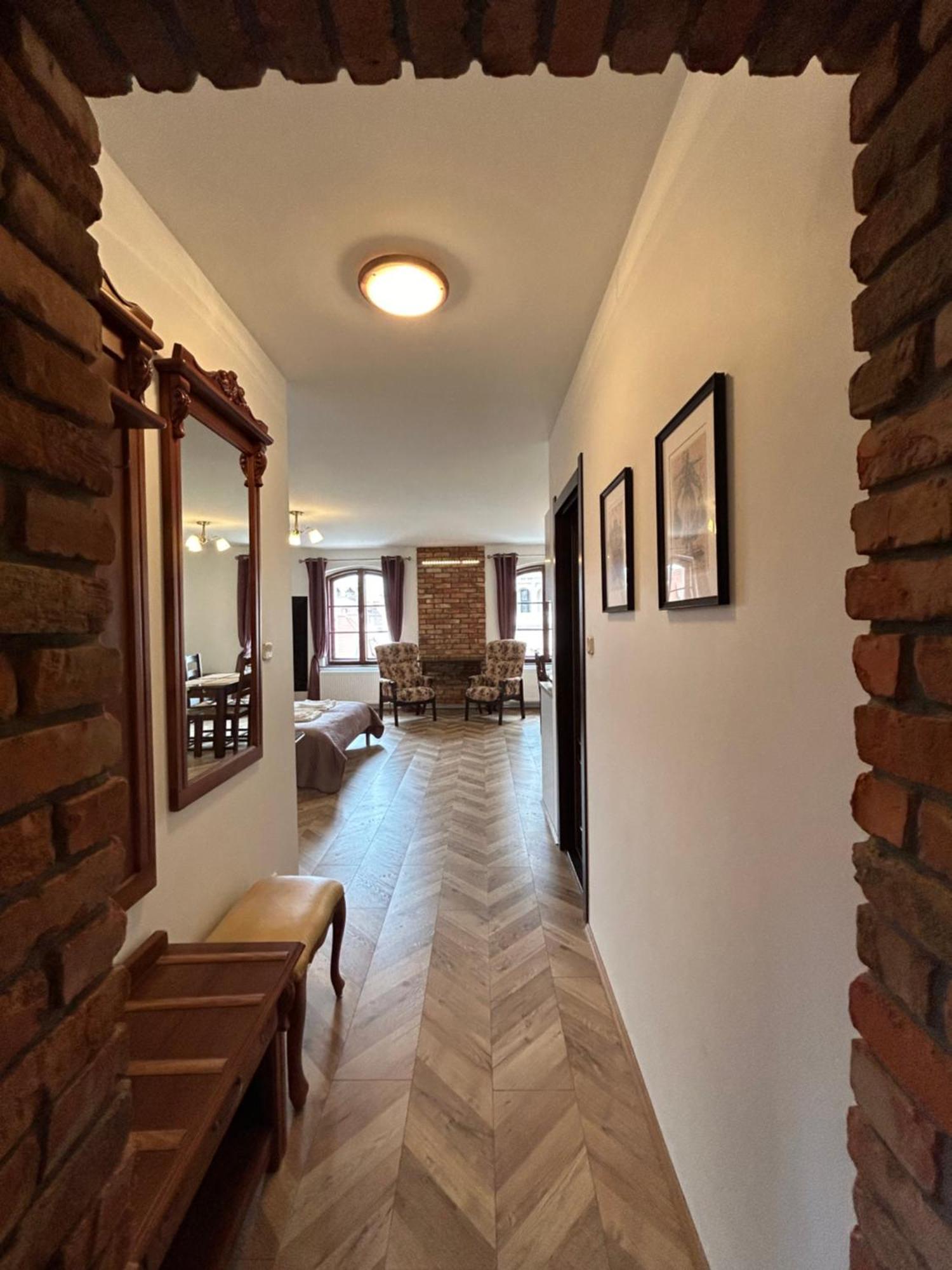 Apartament Stary Rynek 41 Познан Екстериор снимка